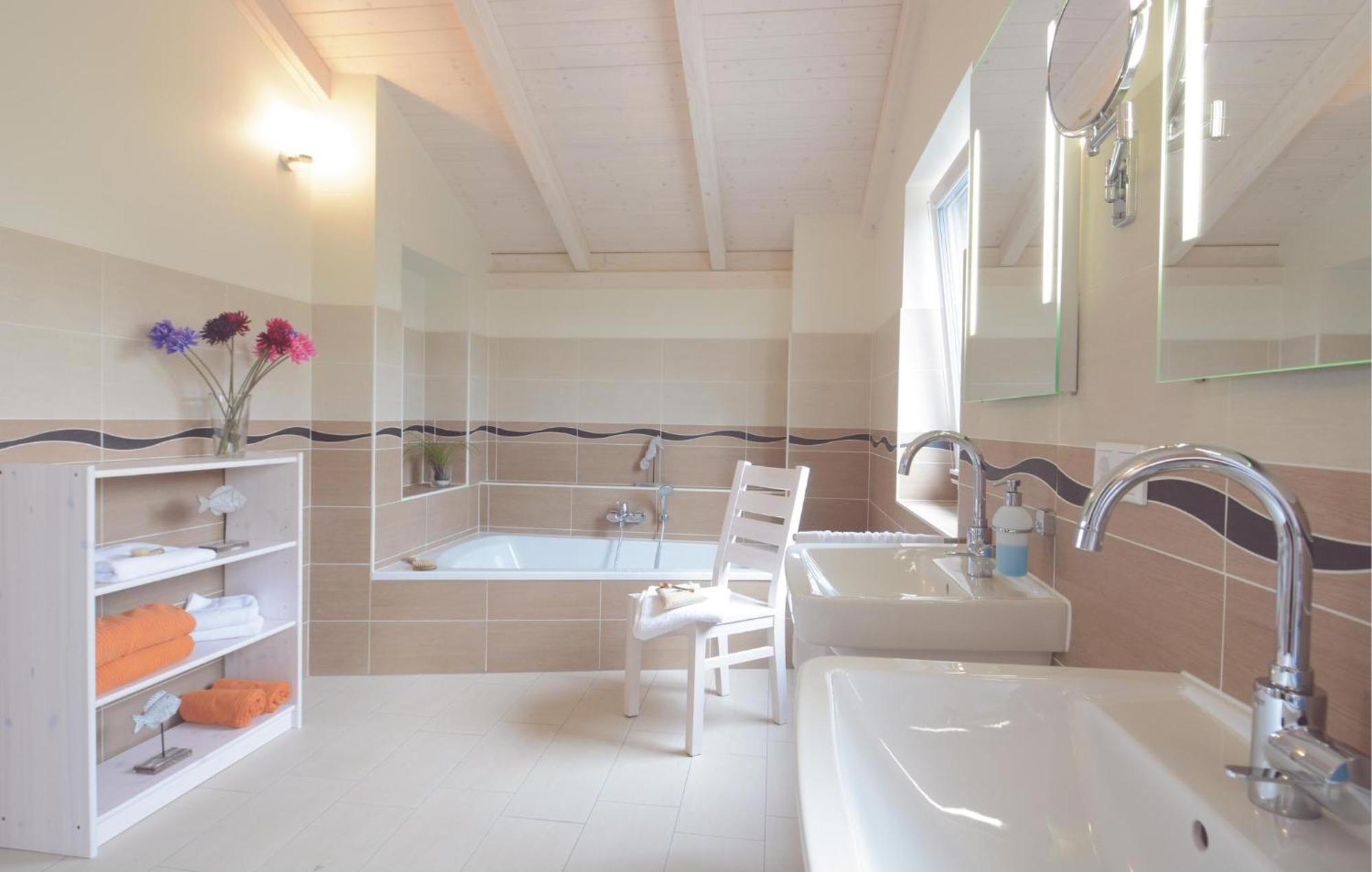 3 Bedroom Cozy Home In Dagebuell Dagebüll Exterior foto